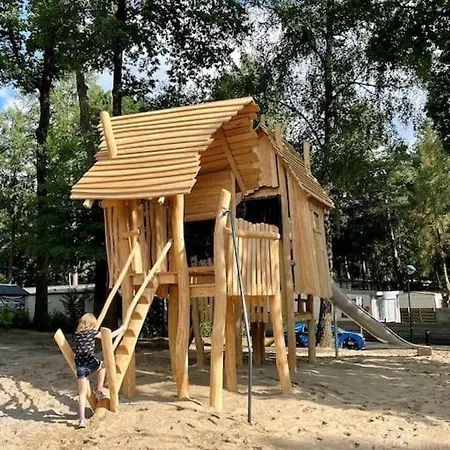 Chalet Op Familiepark Veluws Hof Op De Veluwe *