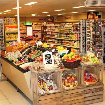 Op Familiepark Veluws Hof Op De Veluwe Chalet Hoenderloo