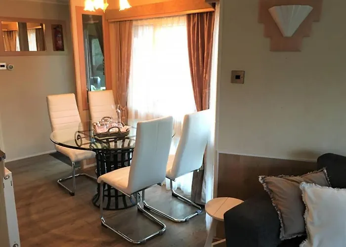 Op Familiepark Veluws Hof Op De Veluwe Alpehytte *