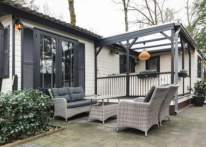 Op Familiepark Veluws Hof Op De Veluwe * Hoenderloo